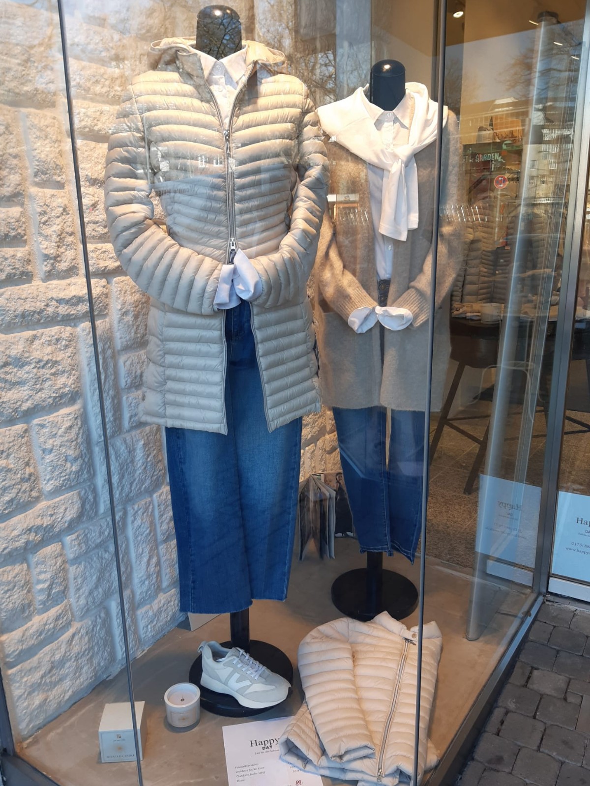 Rechte Seite Shop-Eingang